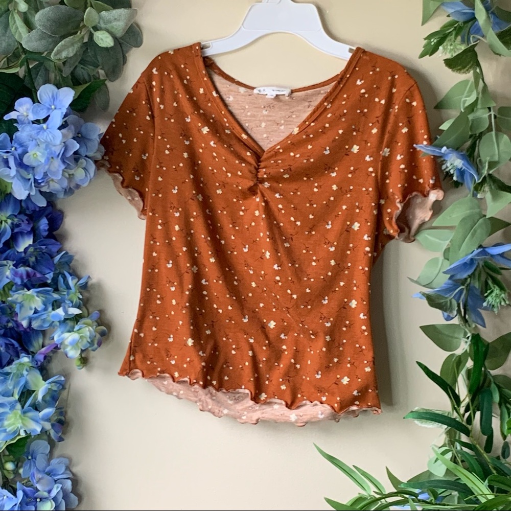 Floral Print Lettuce-trim Tee